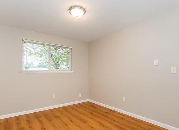 2nd image of 16801 20th Ave E