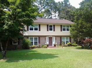 93 Hamilton Dr, West Point, GA 31833