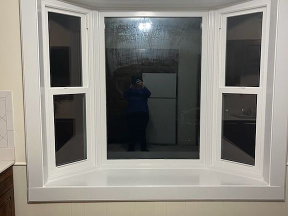 5th image of 45 Dean St Floor 2