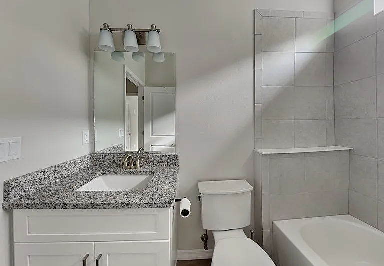 3109 King Palm Dr — Photo 9
