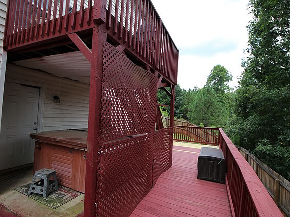 5th image of 3566 Valley Bluff Ln