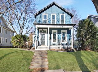 79 Isabel St W, Saint Paul, MN 55107