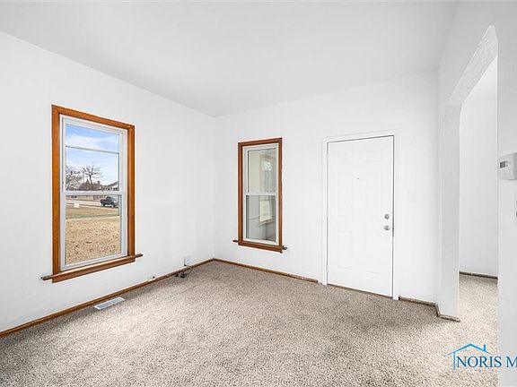 5th image of 1602 Milburn Ave