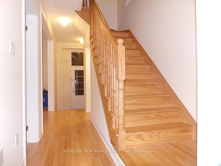29 Applegate Dr — Photo 8