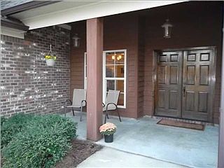 2nd image of 110 Dogwood Holw