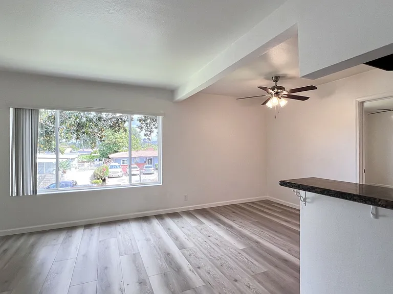 2642 W Porter Ave #12 — Photo 10