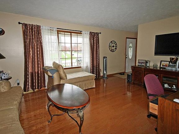 2nd image of 325 Xavier St