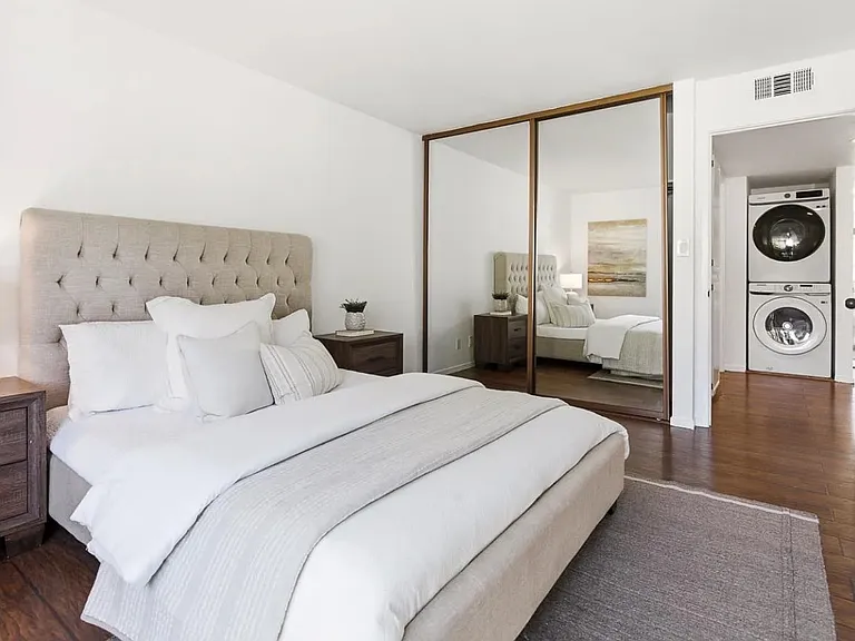 58 E Poplar Ave #4 — Photo 19