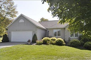 1st image of 1222 Eaglewood Dr NE