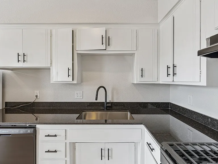1209 Roosevelt St #2 — Photo 13