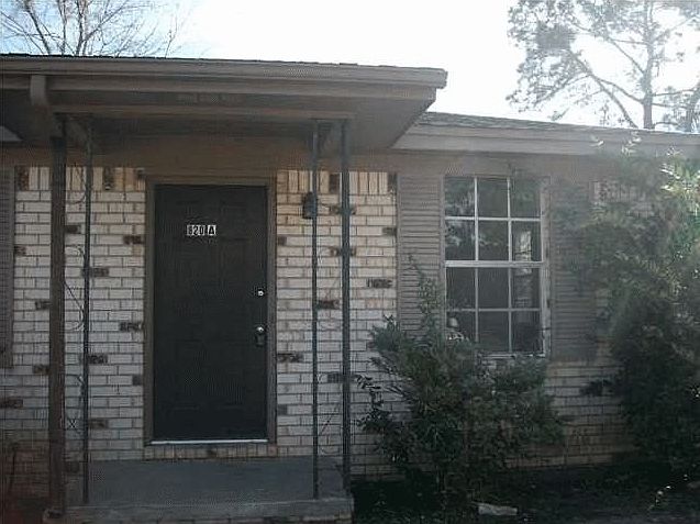 1st image of 810A Calhoun Ave