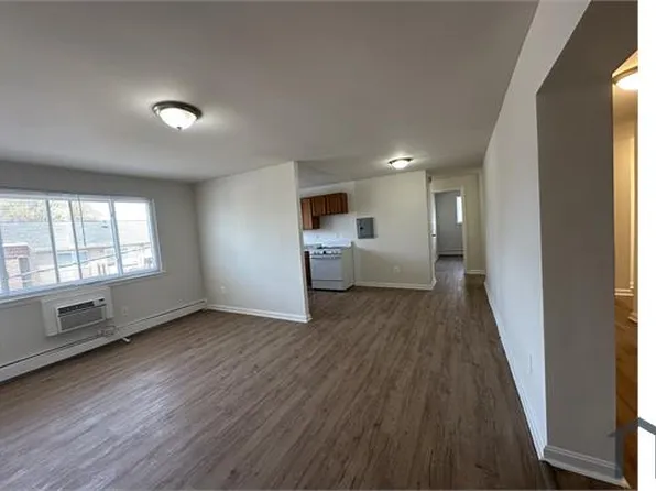 5033 Call Pl SE #14, Washington, DC 20019