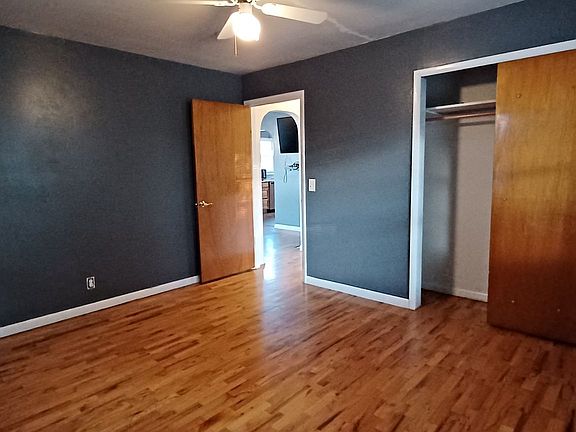 4th image of 1828 S Poplar St