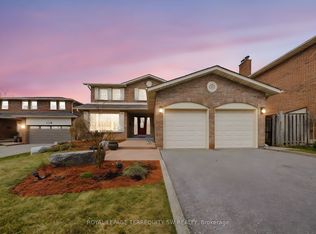 1169 Carlo Ct, Mississauga, ON L4W 3N6