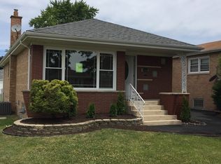 2942 W 100th Pl, Evergreen Park, IL 60805