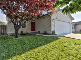 2416 E Cinnamon Ln, Nampa, ID 83687