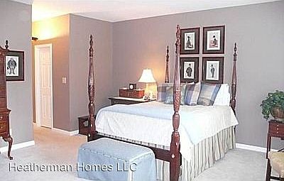 4th image of 9219 Saint Andrews Ln