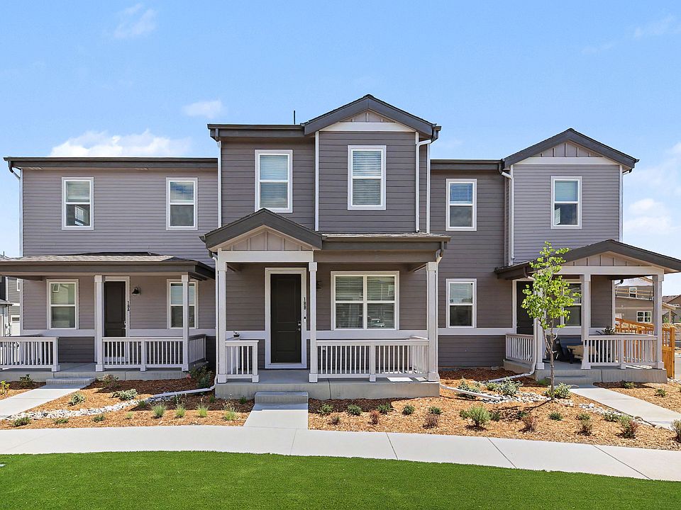 Three- and four- bedroom townhomes for rent