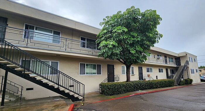 1st image of 4415 Rosebud Ln APT A
