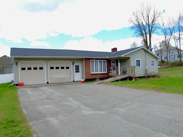 413 Elm Street, Derby, VT 05830