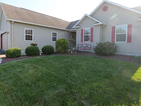 2nd image of 8702 Lavender Ln