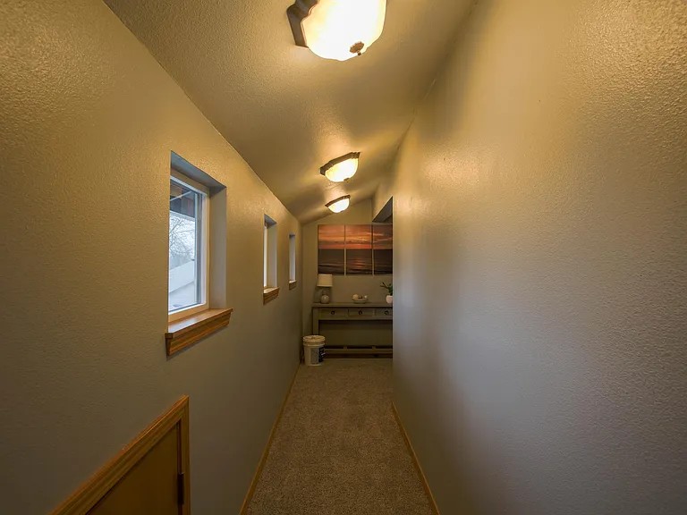 1555 SW Gilson Ct — Photo 30