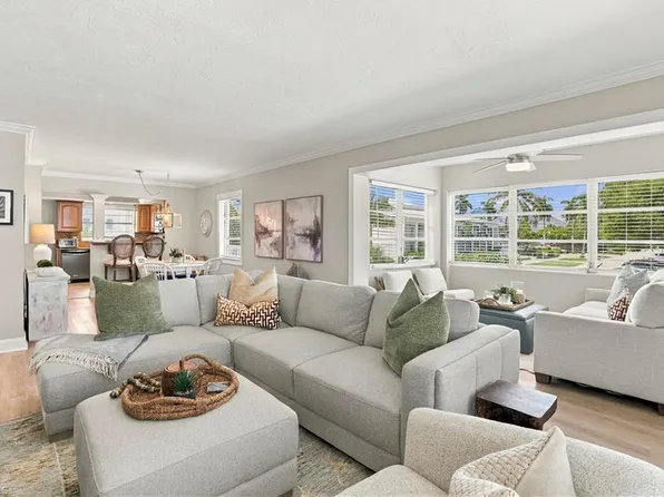 1100 8th AVE S #210B, NAPLES, FL 34102