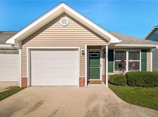 301 Promise Ln, Brunswick, GA 31525