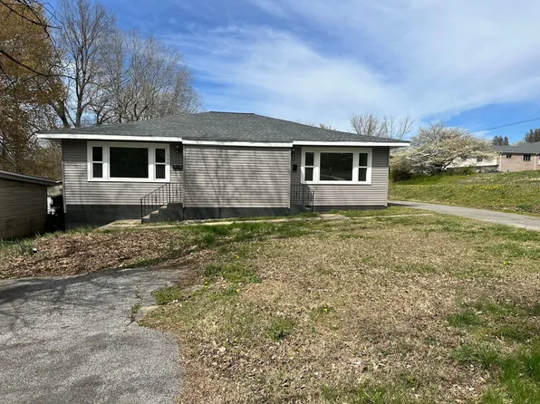 306 W 14th St, Benton, KY 42025