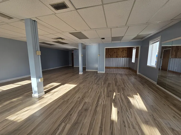 131 N Jefferson St — Photo 19