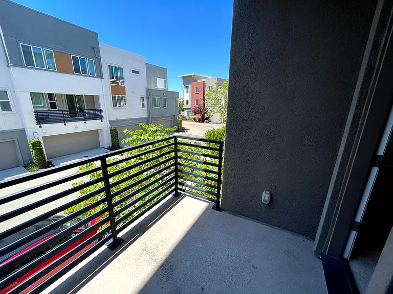 3931 Meridian St — Photo 31