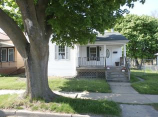 1114 59th St, Kenosha, WI 53140