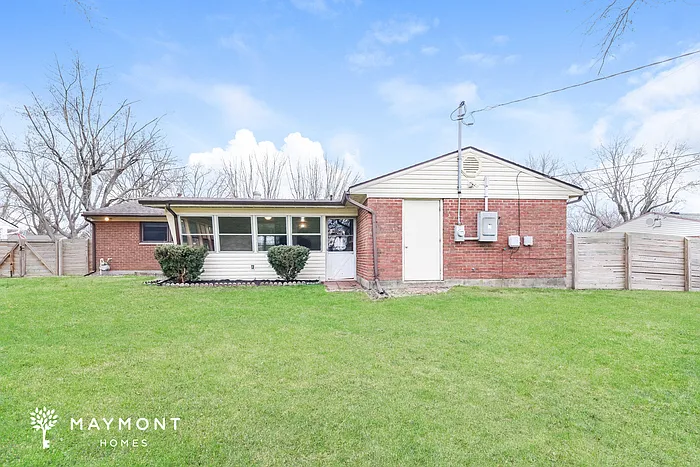 1108 Georgian Dr — Photo 11