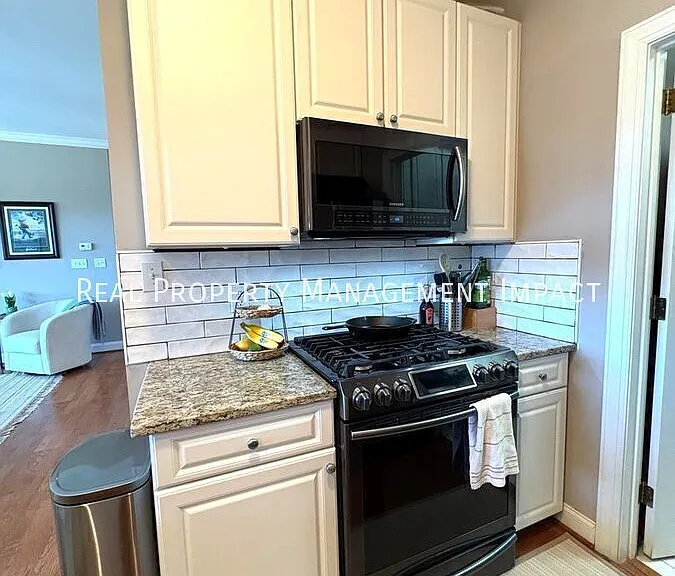 532 Meadowmont Village Cir — Photo 31