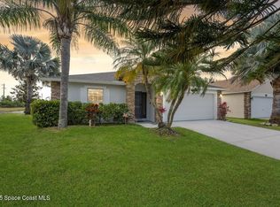 1067 Osborne Ct, West Melbourne, FL 32904