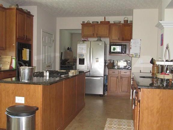 5th image of 539 Stonebridge Blvd