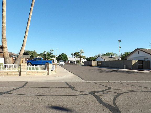 5th image of 8230 N 57th Dr