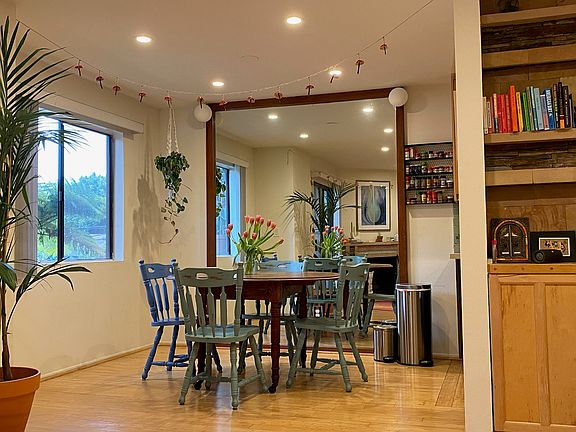 5th image of 2251 S Bentley Ave #108