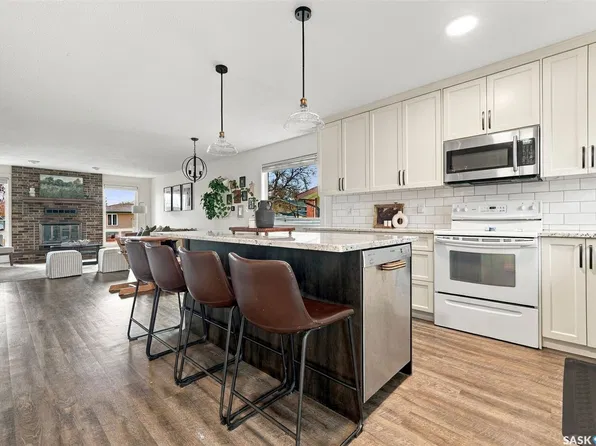 231 Williston Drive, Regina, SK S4X 2H3
