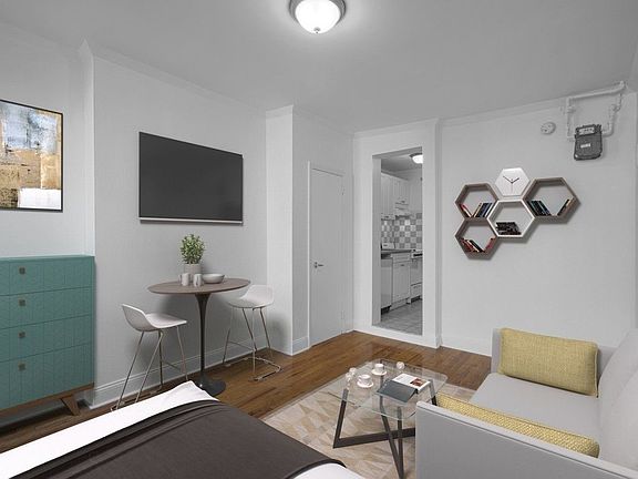 4th image of 18 Cornelia St APT 3