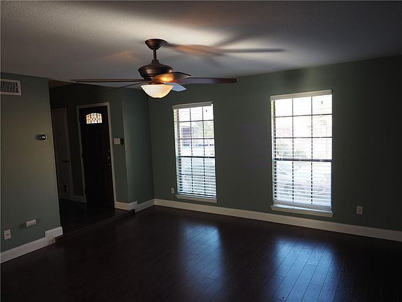3rd image of 8938 N Plaza Ct #44