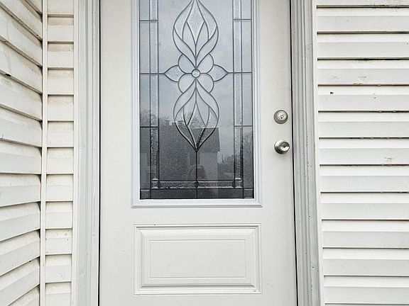 4th image of 427 N Mcmillan Avenue