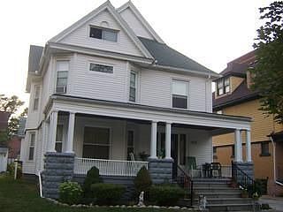 1st image of 1422 Lincoln Ave