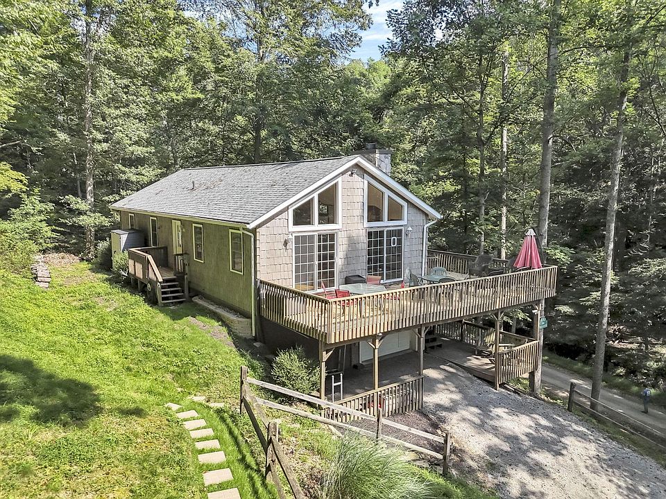 1st image of 1893 Beaver Ln