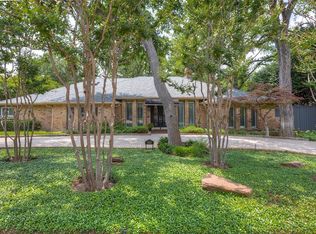 5916 Twin Coves St, Dallas, TX 75248