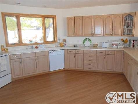 4th image of 33003 Deerglen Ln