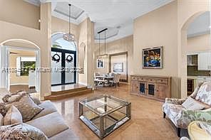 5th image of 10775 Blue Palm St