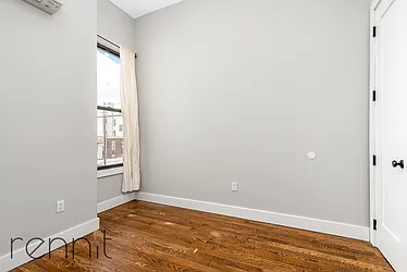 Rented by Rennit Inc.