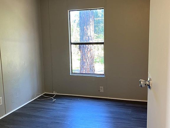 5th image of 124 Americana St