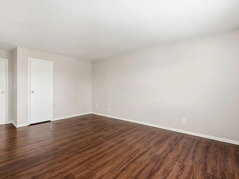 The Cedars Apartment Homes — Photo 39